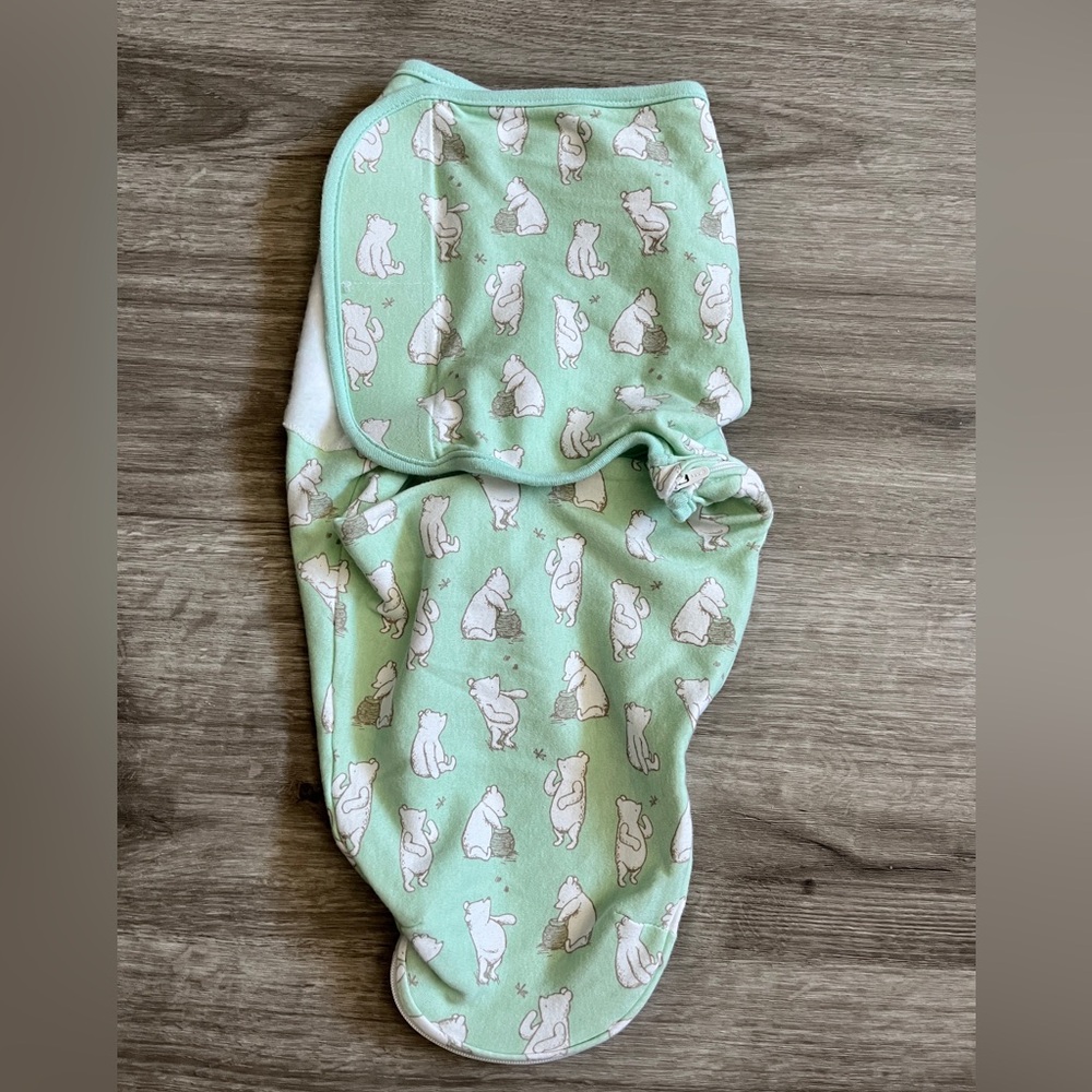 Aden + Anais Disney Winnie The Pooh Baby Swaddle 0-3 Months 7-14 lbs Green